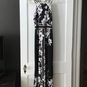 Beautiful maxi dress!